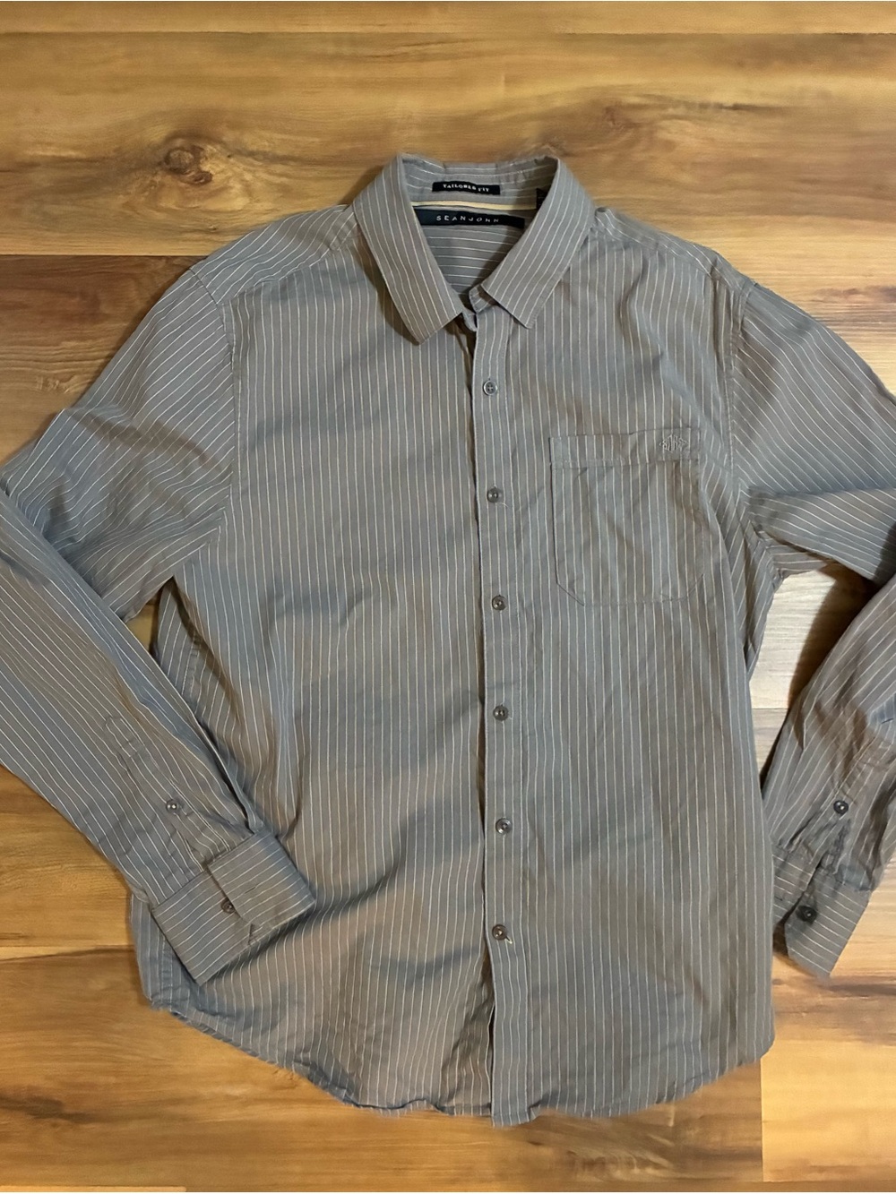Sean John gray Striped long-sleeve tailored-fit button-up shirt Med 100% cotton